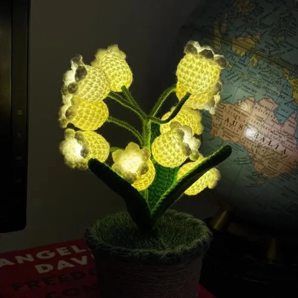 Lily Bloom™ – Floral Crochet Lamp