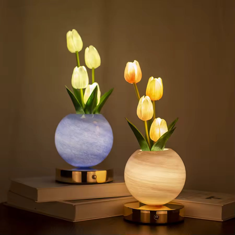 Luxinora™ Tulip Lamp