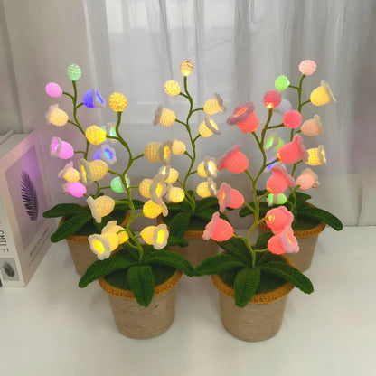 Lily Bloom™ – Floral Crochet Lamp